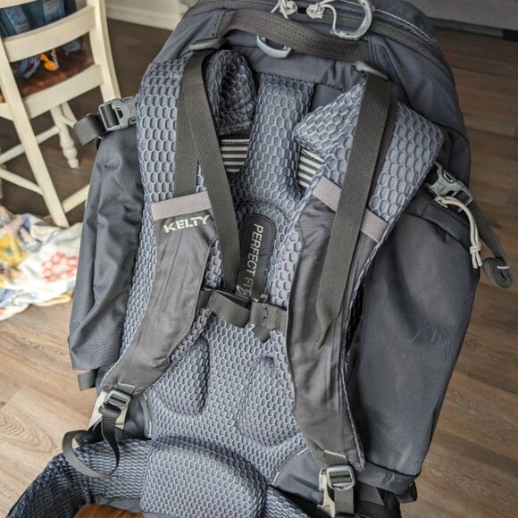 Kelty Redwing 50, Backpack - Picture 2 of 2